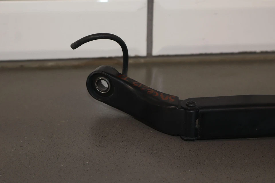 08-14 GMC Yukon Tahoe Escalade OEM limpador de para-brisa par de braços 81k - Imagem 3 de 4