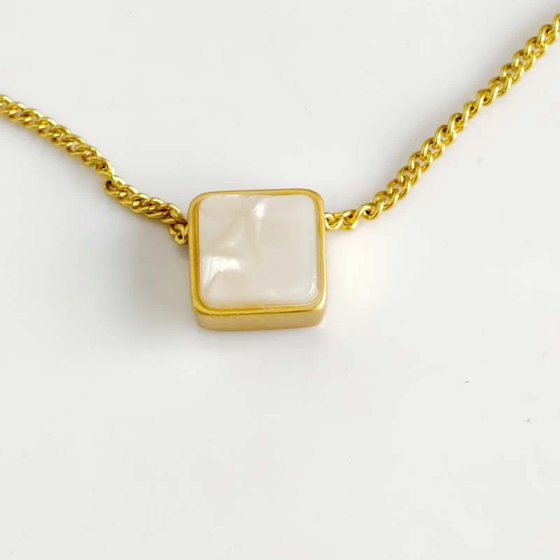 New 19" Madewell Square Pendant Necklace Gift Chic Women Party Vacation Jewelry - Image 2 of 4