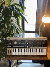 Korg Microkorg Synthesizer