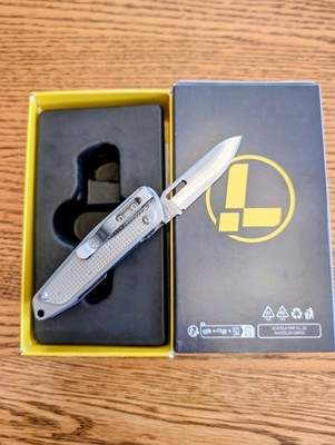 Leatherman FREE T2 Pocket Knife Multitool w/ Installed Pocket Clip & Box - LNIB