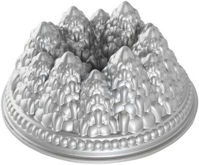 Nordic Ware 89737 - Backform, Kuchenform - Weihnachtsbackform - Tannenbäume, Win