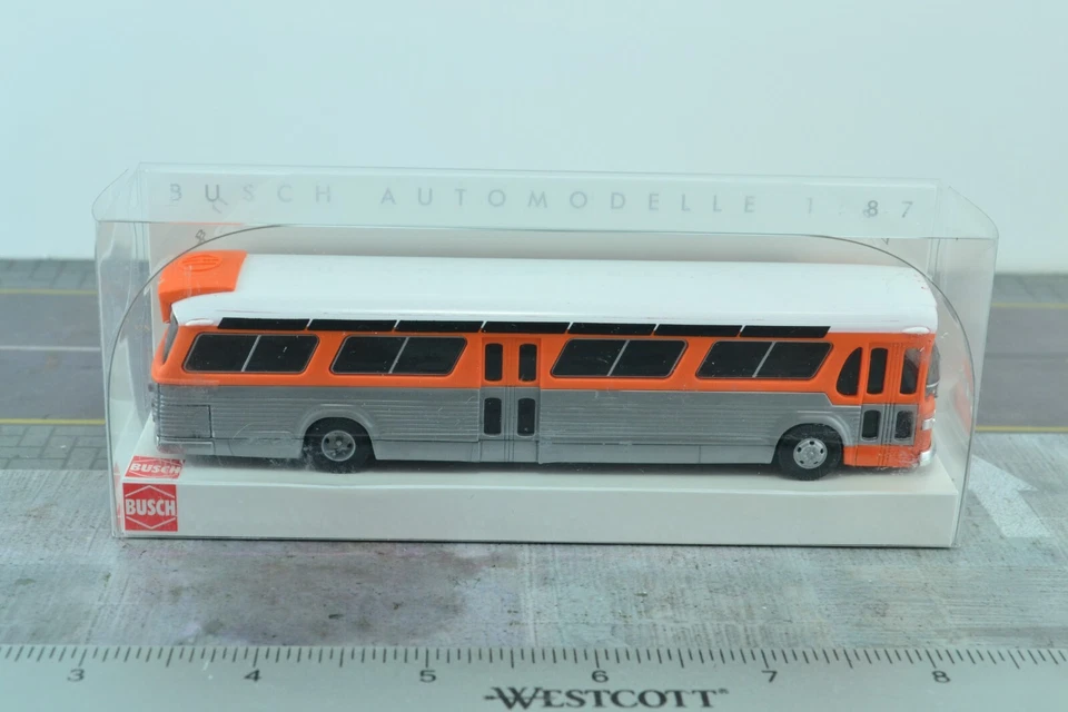 Busch 44512 GMC 鱼缸橙色巴士 1: 87 HO 比例 — 第 4/4 张图片