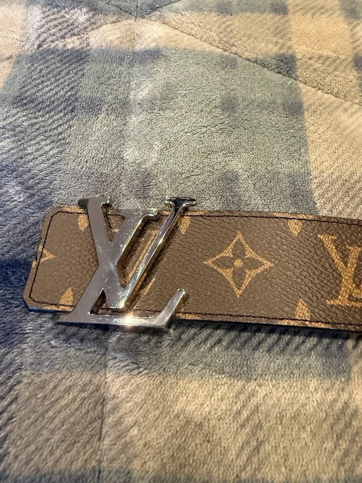 Cinturón Louis Vuitton para mujer Foto 3 de 4