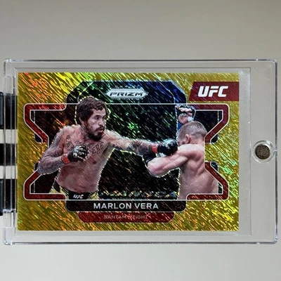 Marlon Chito Vera 2022 Prizm UFC Gold Shimmer FOTL Prizm /5 - Image 1 of 3
