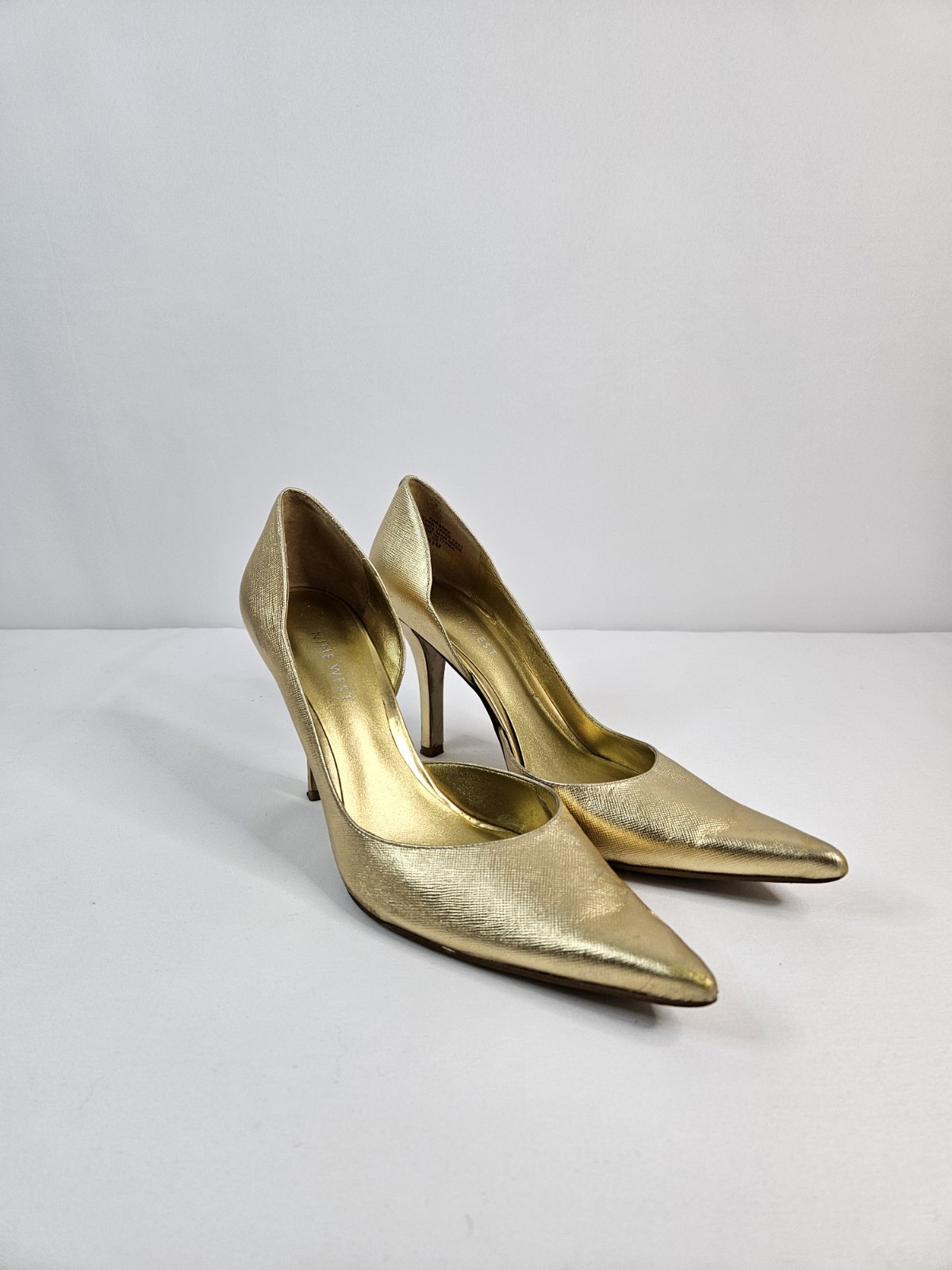 Nine West Women's Farber Gold Pumps Size 6.5 M Heels Pointed Toe Slip On Leather