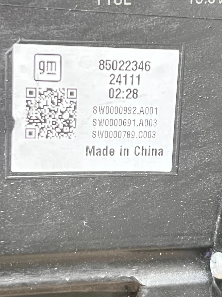 Conjunto de faros eléctricos Cadillac Lyriq 2025 LH pieza OEM # 85022346 Foto 3 de 4