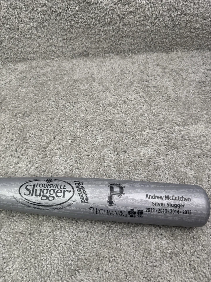 Andrew McCutchen Pittsburgh Pirates 2016 Silver Slugger murciélago de plástico firmado leer Foto 4 de 4