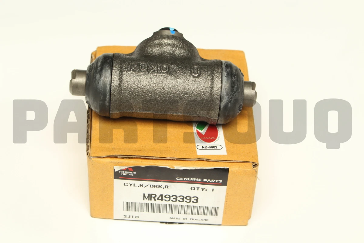 MR493393 Genuine Mitsubishi CYLINDER ASSY,RR BRAKE,RH OEM | eBay