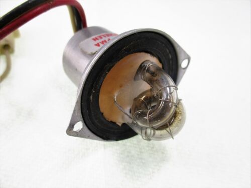 Aircraft Part Whelen Engineering Light Assembly - Picture 3 of 3