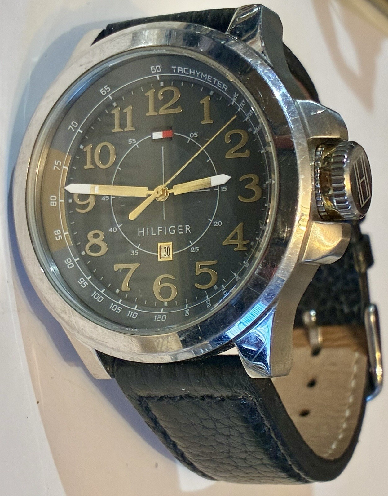 hilfiger watch Quartz Runs men TH.183.1.14.1230 tommy - vintagewatches.pk