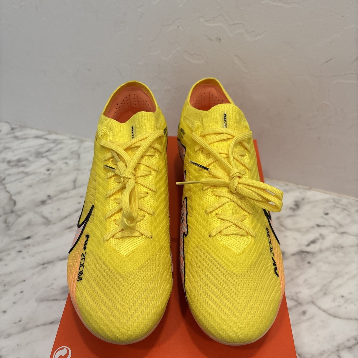 Size 7.5 - Nike Zoom Mercurial Vapor 15 Elite FG Lucent Pack for