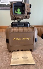 Fallout 4 Pip-Boy Model 3000 Mk IV With Case  Stand