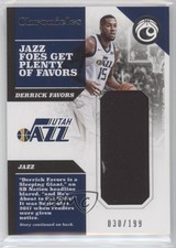 2017-18 Panini Chronicles Swatches 30/199 Derrick Favors #CS-DFV 4e8