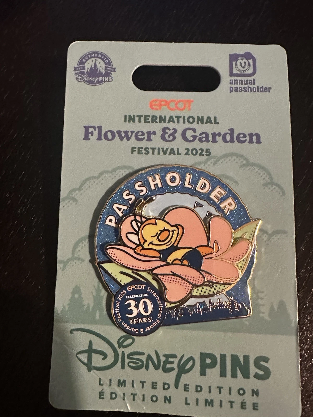 Disney Epcot Flower & Garden 2025 30 Years Passholder Spike the Bee Pin LE 400