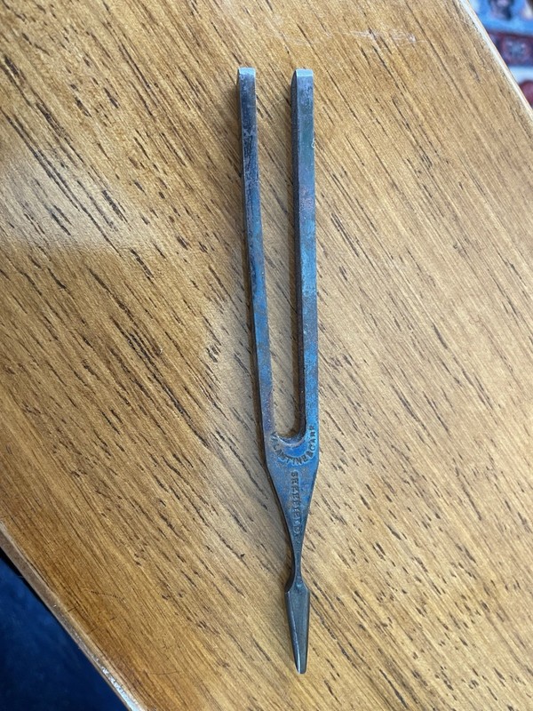 Antique Valantine & Carr Tuning Fork A 439 Sheffield England