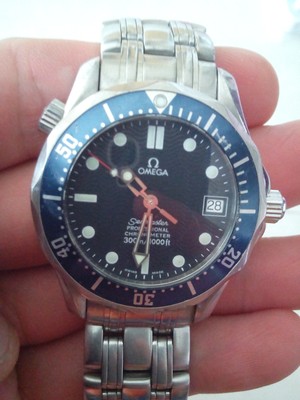 Omega Seamaster (Mid-Size) Automatic 