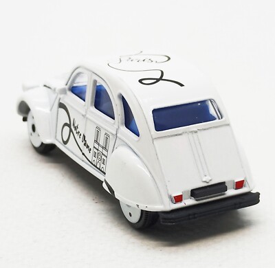 Majorette Citroen 2CV French Touch White 1:64 (3