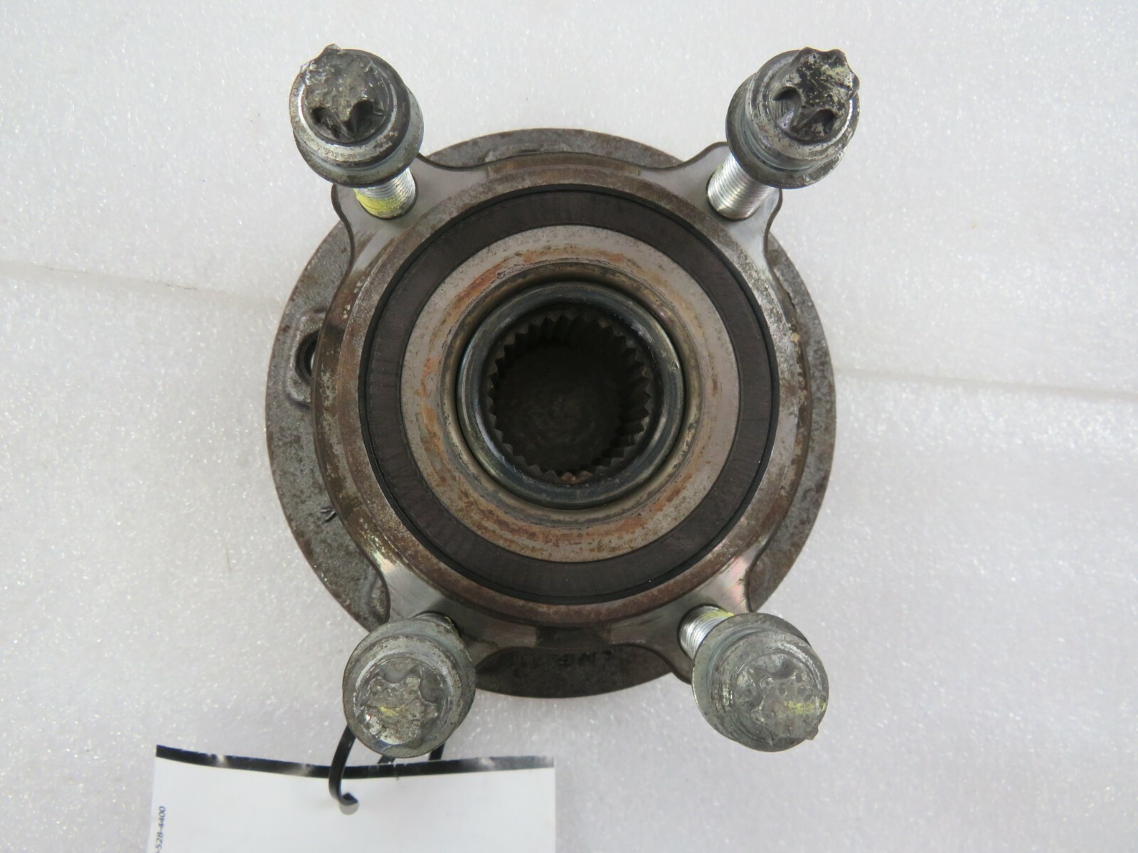 2014 Maserati Quattroporte, Front Wheel Hub, Used, P/N 675000062