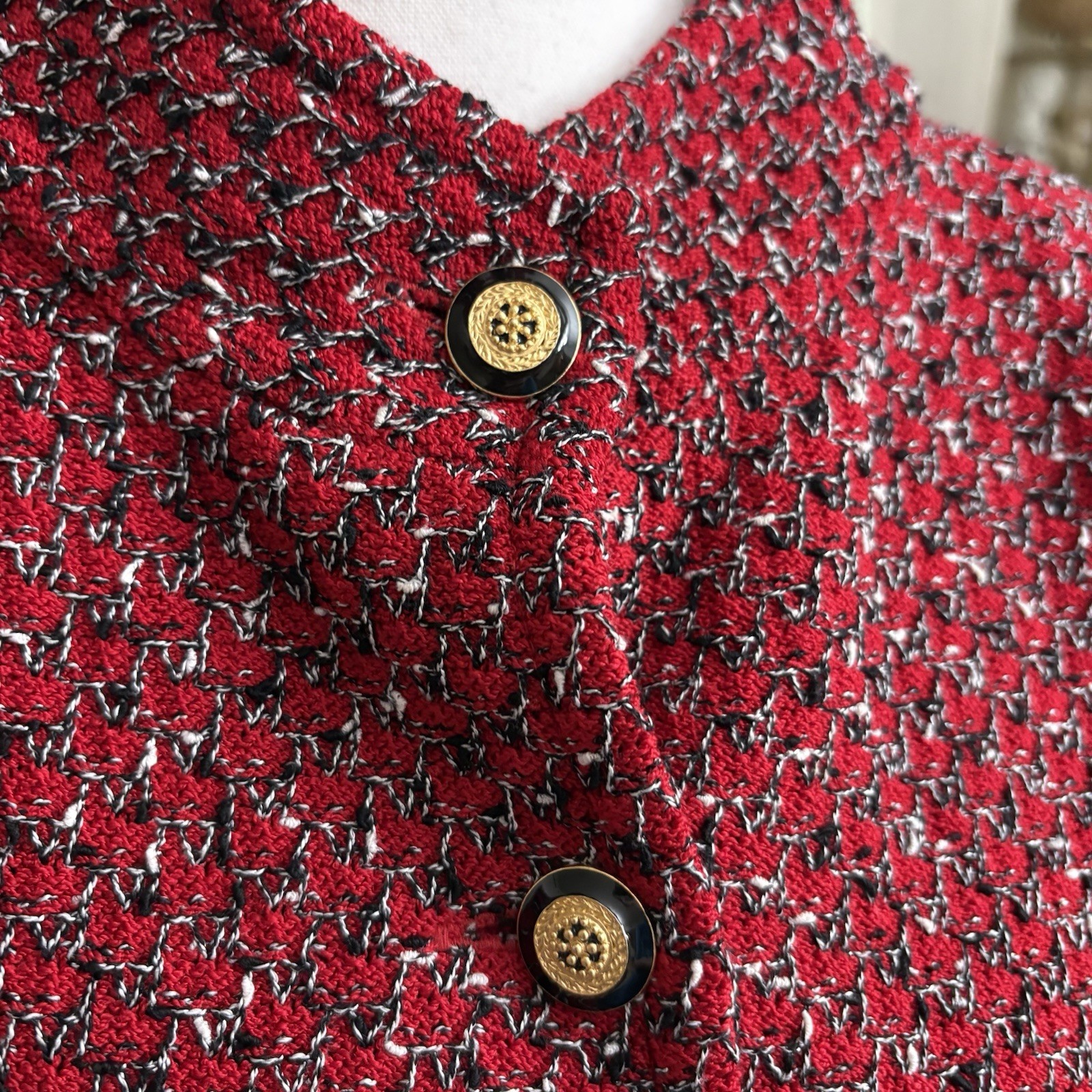 ST. JOHN Red Tweed Button Down Jacket Size 12 - image 2