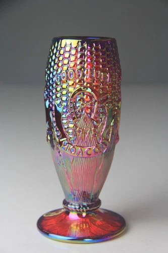 Fenton Carnival Red Glass Corn Pattern 1978 HOACGA Souvenir Good Luck Vase