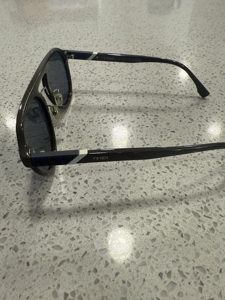 Gafas de sol Fendi Foto 4 de 4