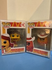 Funko Pop! McDonald’s Birdie The Early Bird#110/Cowboy McNugget#111 + Protectors