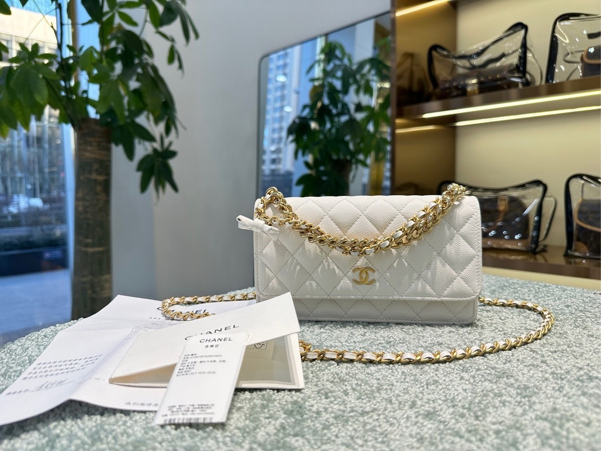 Chanel Caviar Leather Chain CHANEL Large Classic Handbag Chain Shoulder Bag Flap Black  main image 2