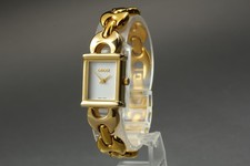 【Near MINT】Gucci 1800L Gold White Dial Quartz Women's Bracelet Watch From JAPAN