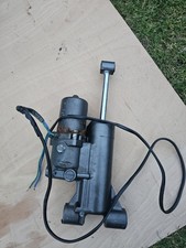 Tohatsu 50 Hp Power Trim & Tilt System Two Stroke Outboard Motor  2003