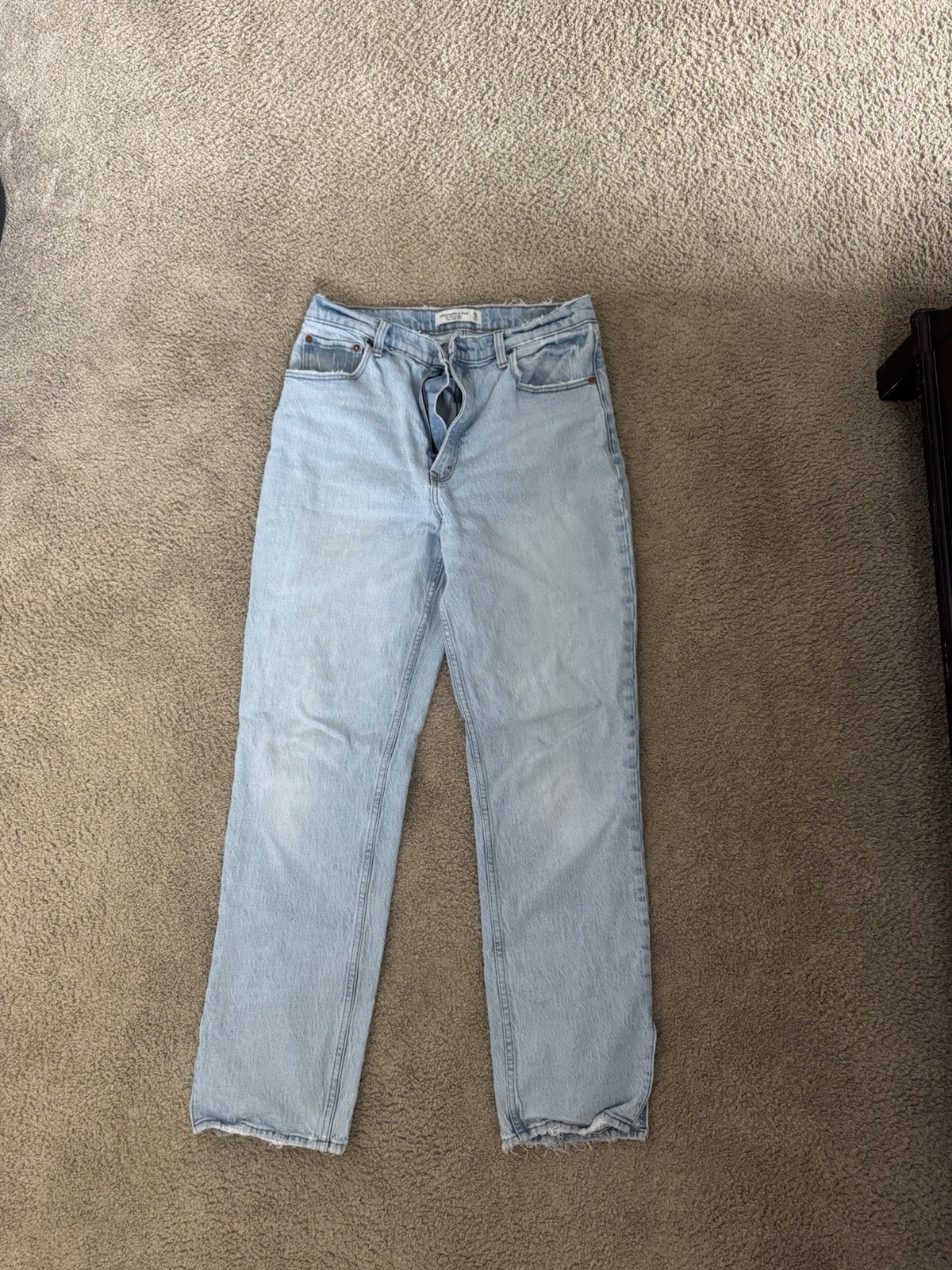 Abercrombie & Fitch The 90s Straight Ultra High Rise Jeans Women's size 30 / 10