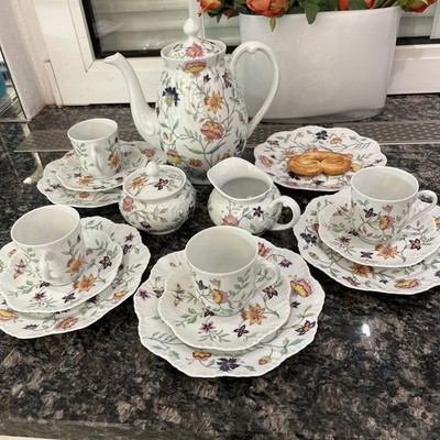 Neuwertig Limoges Adriana Kaffeeservice 4 Gedecke, Kaffeekanne, Zuckerdose,Milch