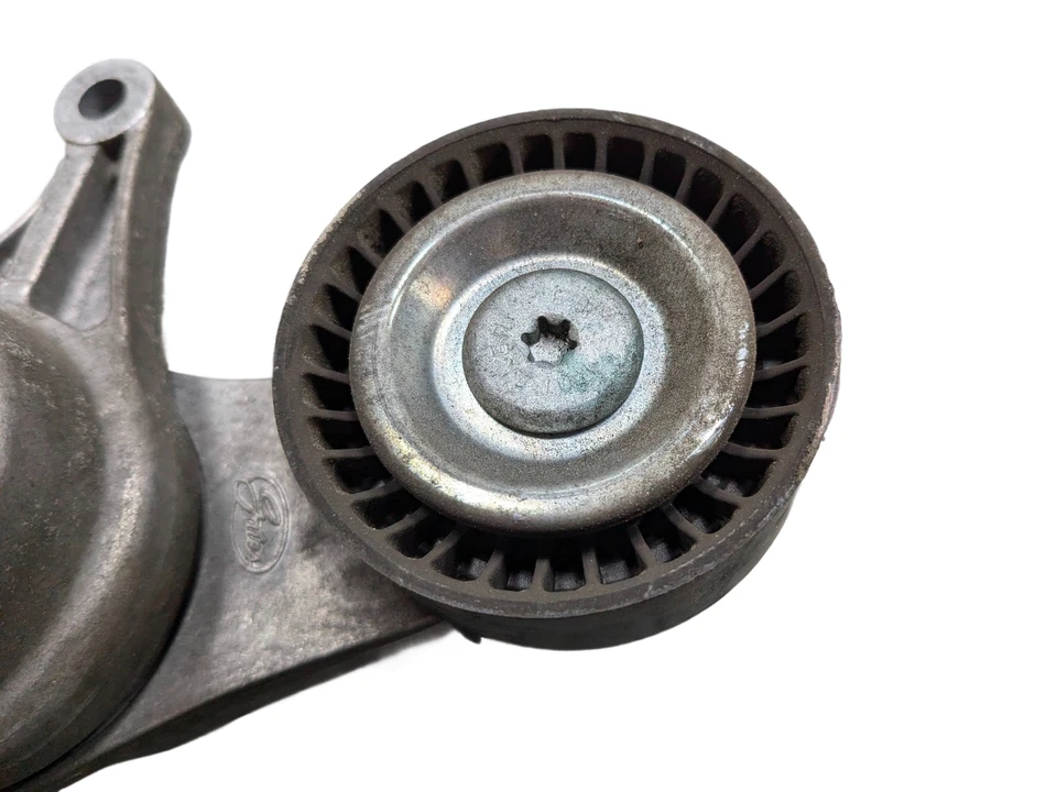 BMW 320I 2015-2018 OEM MOTOR SERPENTINE CORREA TENSOR CON POLEA Foto 2 de 4