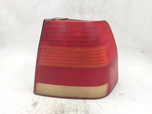 VW BORA Rücklicht hinten rechts 1.90 Diesel 2002 31481412