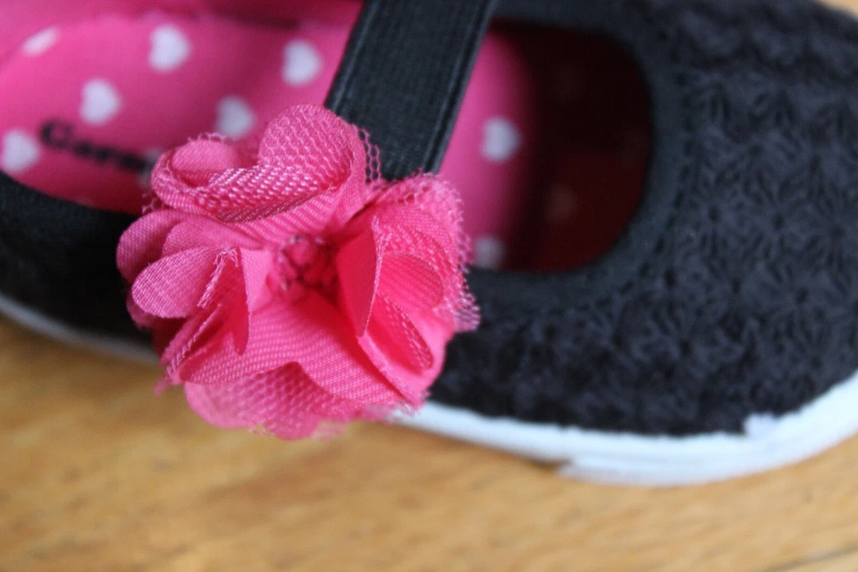 Bebé Niño Niña Rosa Flor Negro MARYJANES Zapatos con Correa Elástica NUEVO CON ETIQUETAS 4 Foto 3 de 4