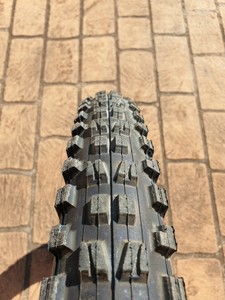 maxxis minion dhf 27 5