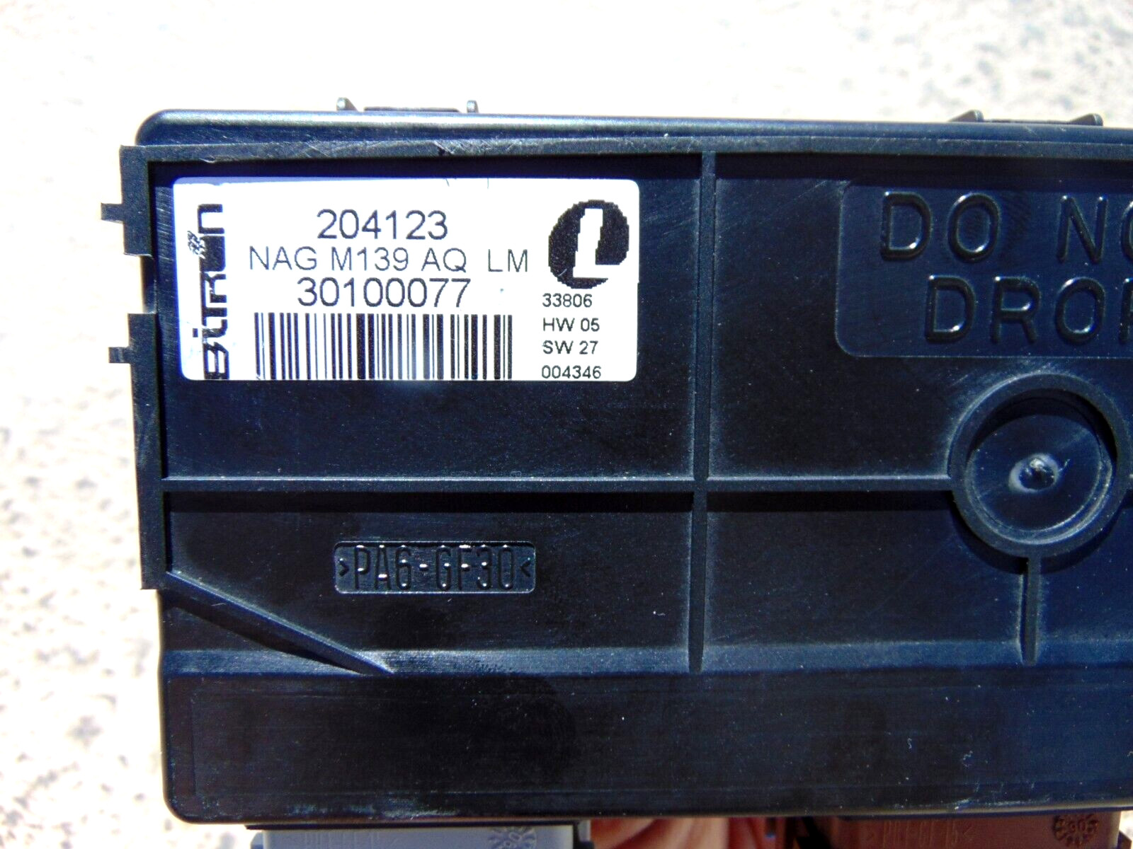 03-13 Maserati Quattroporte Front Left Driver Seat Control Module 30100077 OEM