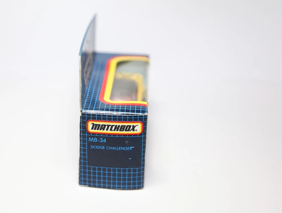 Matchbox MB-35 Dodge Challenger In Original Box - Mint Vintage 1990 - Image 3 of 4