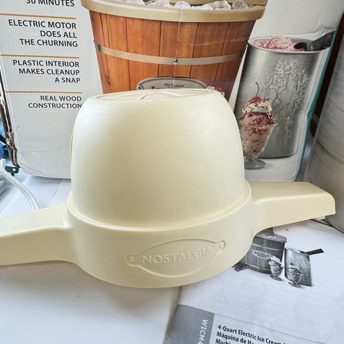 Nostalgia 4-Quart Electric Homemade Ice Cream Maker Old Fashioned Wooden Bucket - Picture 6 of 14
