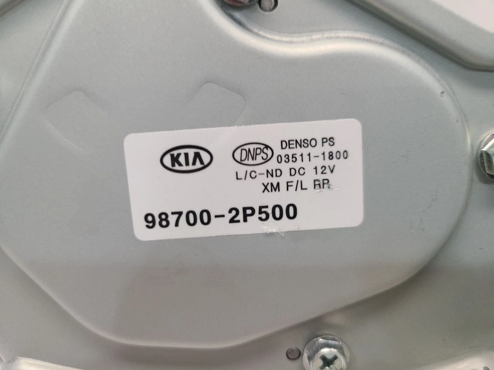 2014 Kia Sorento LX Rear Wiper Motor - Image 4 of 4