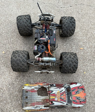 TRAXXAS REVO 3.3 W/ TRX 3.3 1/8 4WD Nitro Tru...