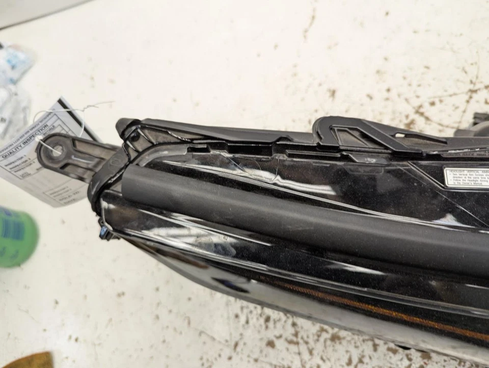 Passenger Headlight Without Adaptive Fits 21-23 HIGHLANDER 789678 - Image 2 of 4