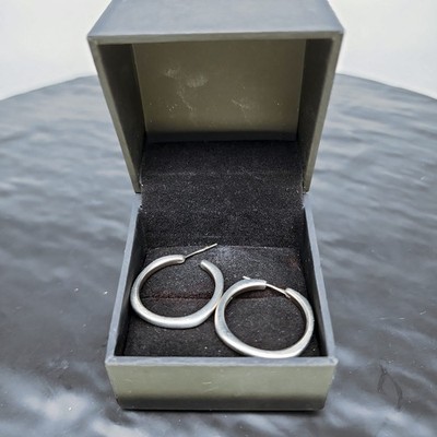Tiffany & Co. Square Cushion Creolen 925 Sterling Silber 21 mm  