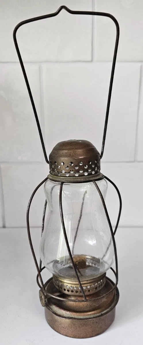 Skaters Lantern In Collectible Kerosene Lamps for sale | eBay
