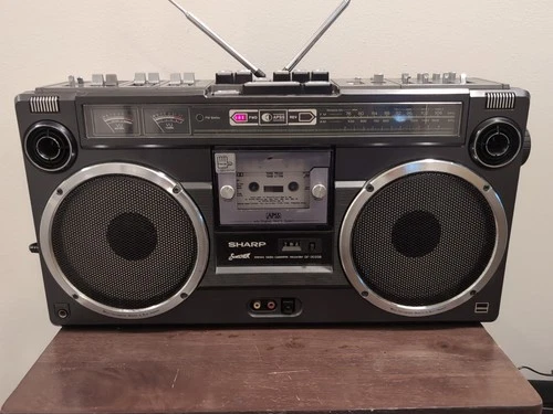 SHARP GF-303SB (9191H) AM FM Radio GHETTO BLASTER Tape Player Works