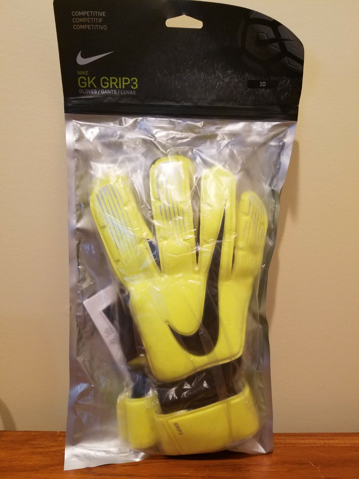nike gk grip 3 goalkeeper gloves