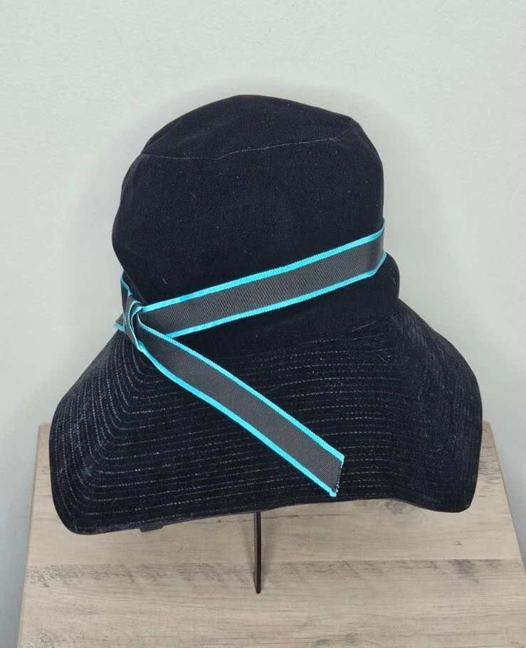 Sombrero cubo ala extra grande Lilly Dache terciopelo negro vintage años 60 Foto 2 de 4