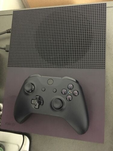 Xbox One S 1TB Console Fortnite Battle Royale Special Edition Bundle Purple  New Open Box (Mexico) - New Open Retail or Brown Box