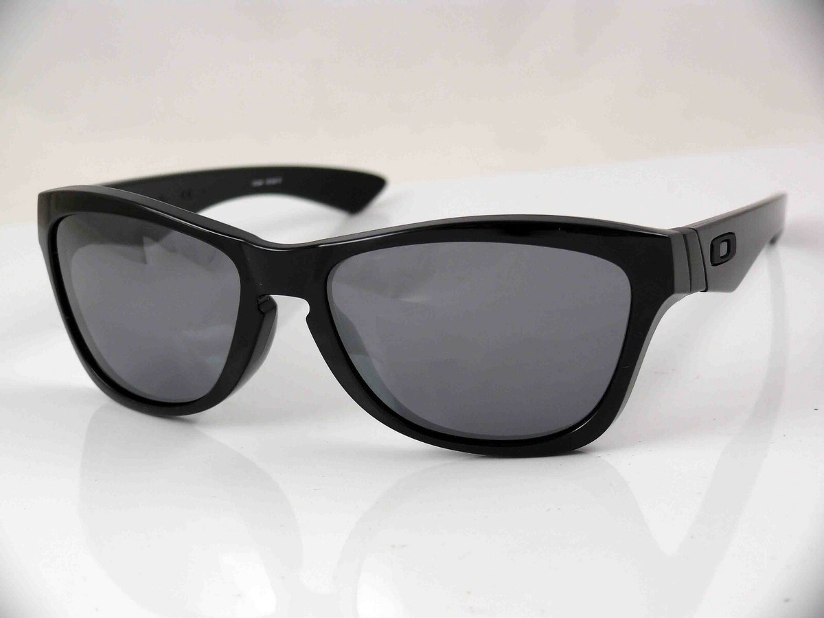 Oakley Sunglasses Jupiter 03 244 Black frame Black Iridium lenses