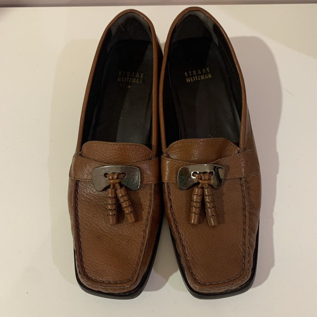 STUART WEITZMAN BROWN/TAN LEATHER LOAFERS SHOES WITH TASSEL 