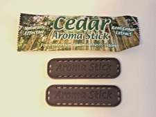 CEDAR AROMA STICKS 10 PACKS OF 2 GREAT FOR CLOSET DRESSER DRAWERS AND MORE